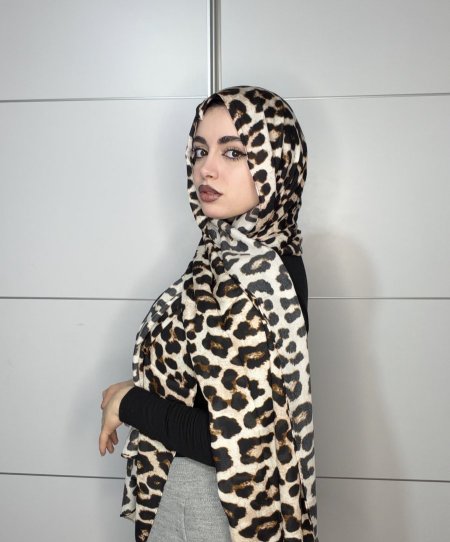 حجاب كويتي نقشة تايجر ابيض